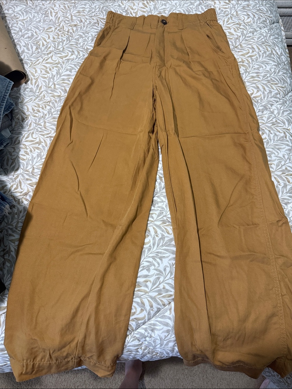 Madewell Wide-Leg Trousers in Caramel